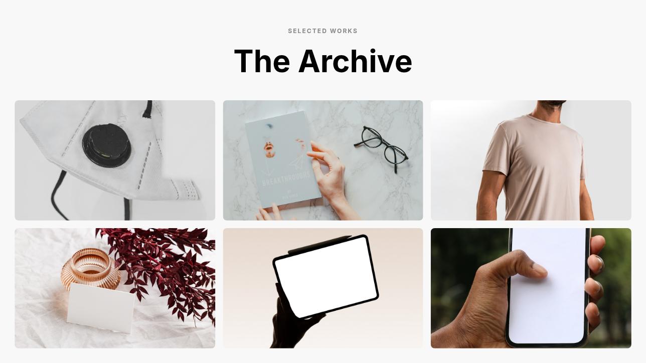 Minimalist Creative Designer Portfolio Presentation 页面 03